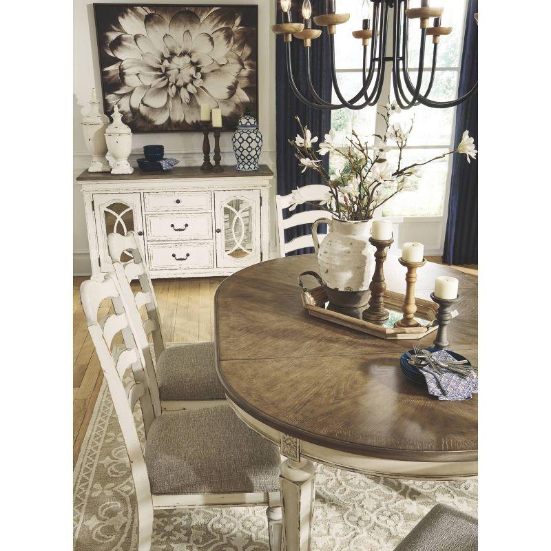 Realyn Dining Oval Room Table