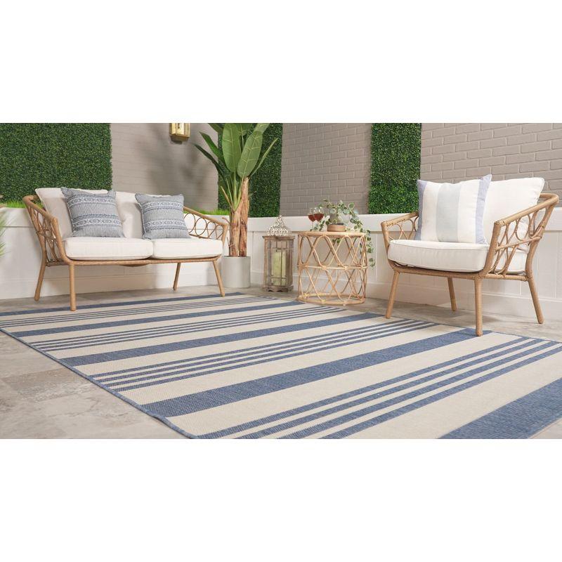 Nuloom Robin Striped 6 Square Indoor/Outdoor Area Rug for Living Room Patio Deck Front Porch Kitchen, Blue/Ivory