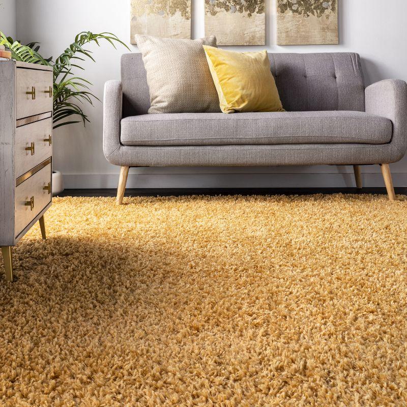 Luxurious Reversible Yellow Shag Area Rug 10' x 14'