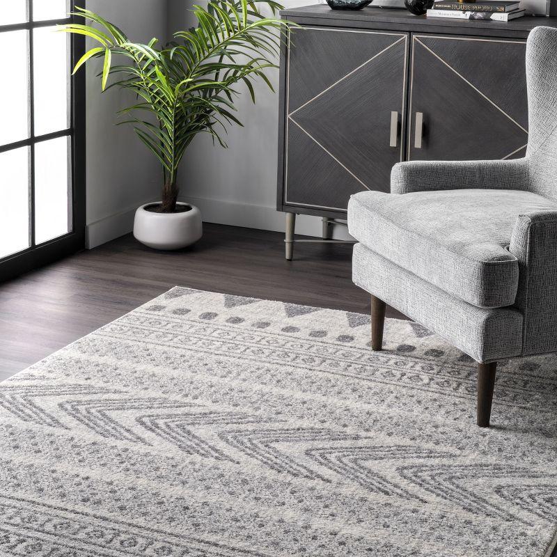 Nuloom Shaina Indoor Area Rug