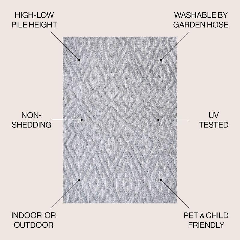 5'x8' Balansat Moroccan Diamond Indoor/Outdoor Area Rug, Light Gray - JONATHAN Y