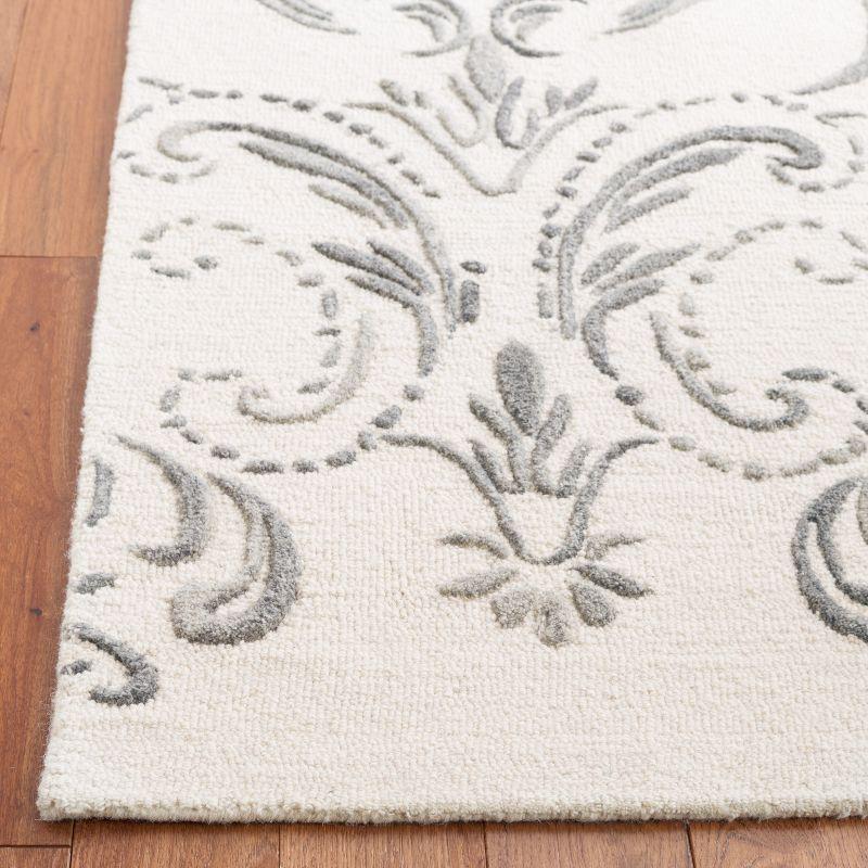 Jardin JAR732 Hand Tufted Area Rug  - Safavieh