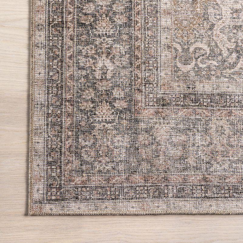 Nuloom Hillstone Collection Else Traditional Vintage Medallion Area Rug, 5' x 8', Beige