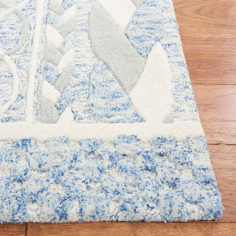 Metro MET863 Hand Tufted Area Rug  - Safavieh