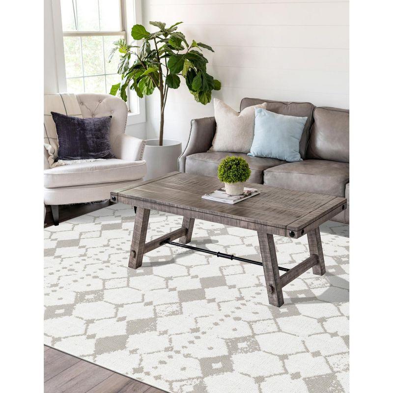 Unique Loom 6' 0 x 9' 0 Ivory and Gray Outdoor Trellis Cardak Area Rug