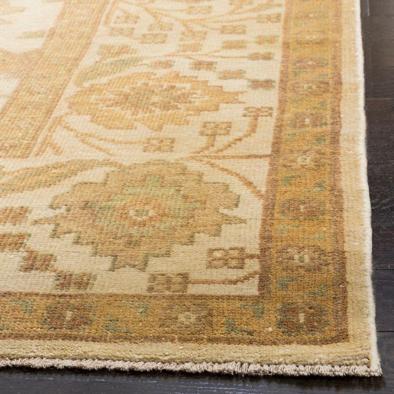 Oushak OSH145 Hand Knotted Area Rug  - Safavieh