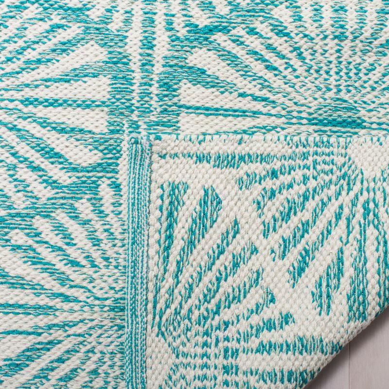 Montauk MTK606 Hand Woven Indoor Accent Rug - Aqua/Ivory - 3'x5' - Safavieh