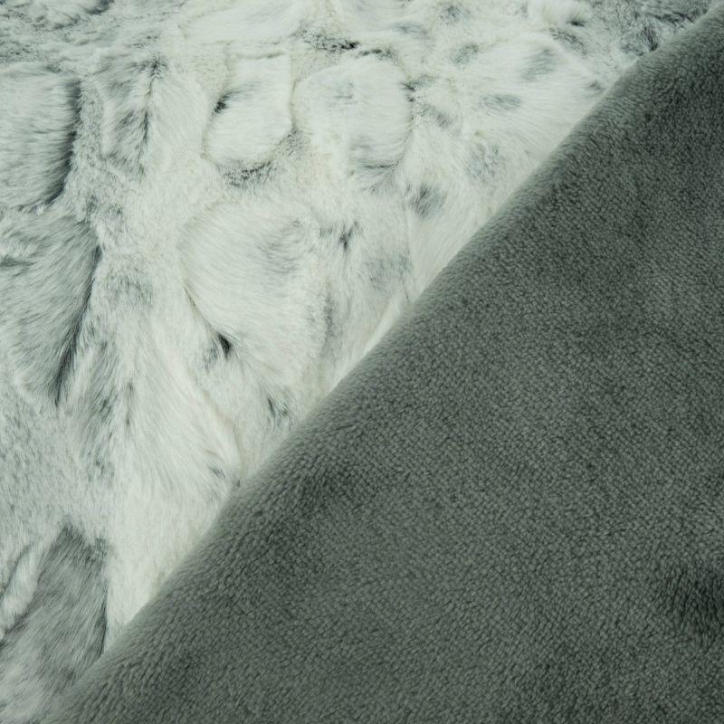 Arlee Cozy Waterproof Pet Throw