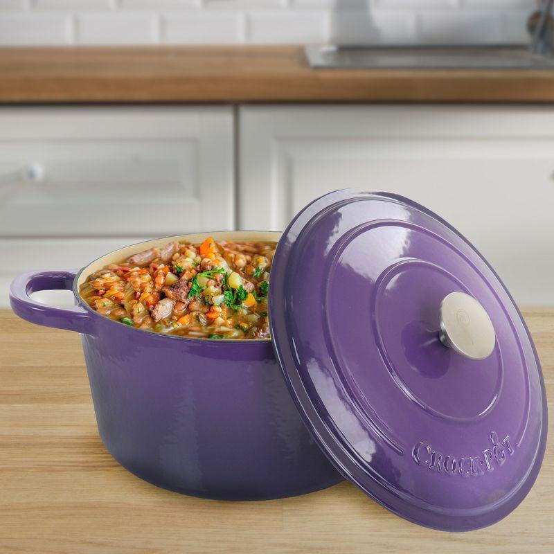 Lavender Enameled Cast Iron 5-Quart Dutch Oven with Lid