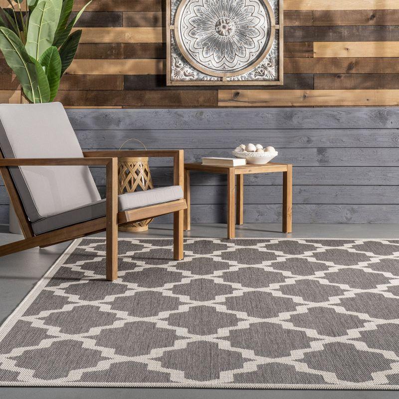 Nuloom Gina Trellis Oval 5x8 Indoor/Outdoor Area Rug for Living Room Patio Deck Front Porch Kitchen, Grey/Beige