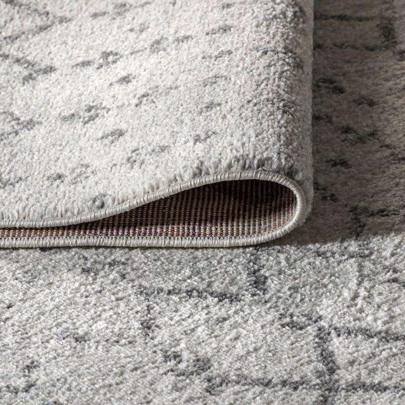 JONATHAN Y Moroccan HYPE Boho Vintage Diamond Cream/Gray 4 ft. x 6 ft. Area Rug