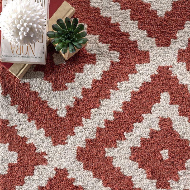 nuLOOM Kellee Hand Tufted Geometric Wool Area Rug