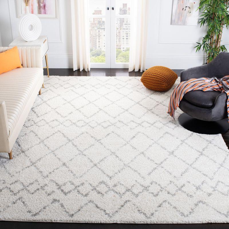 Berber Shag BER165 Power Loomed Indoor Area Rug - Cream/Light Grey - 6'7"x6'7" - Safavieh