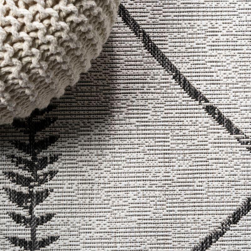 3'x5' Derya  Diamond Trellis Indoor/Outdoor Area Rug, Ivory/Black - JONATHAN Y