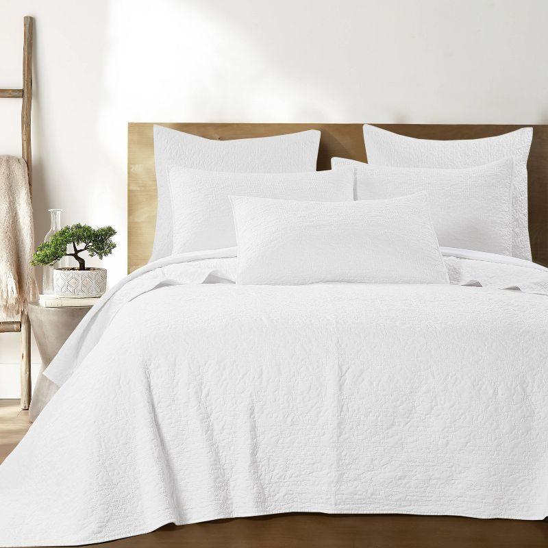 Emory White Polyester Quilt Set