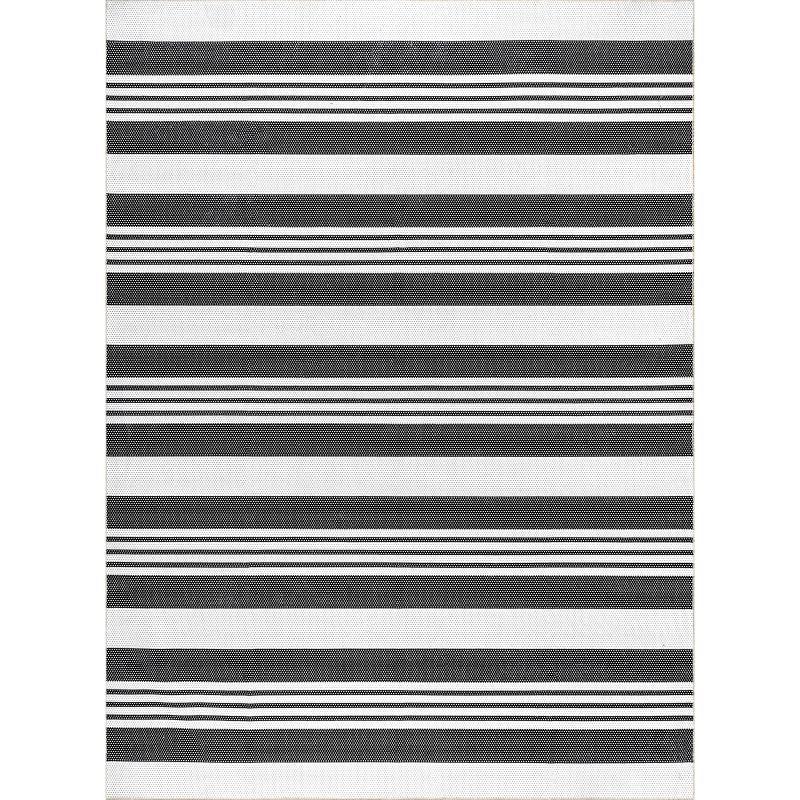 Reversible Gray Synthetic 4' x 6' Easy Care Area Rug