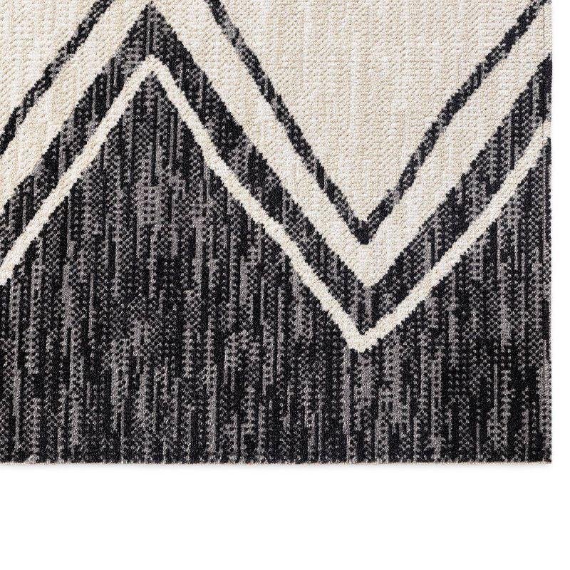 Nicole Miller New York Leon Patio Sofia Indoor/Outdoor Area Rug, Black/Ivory