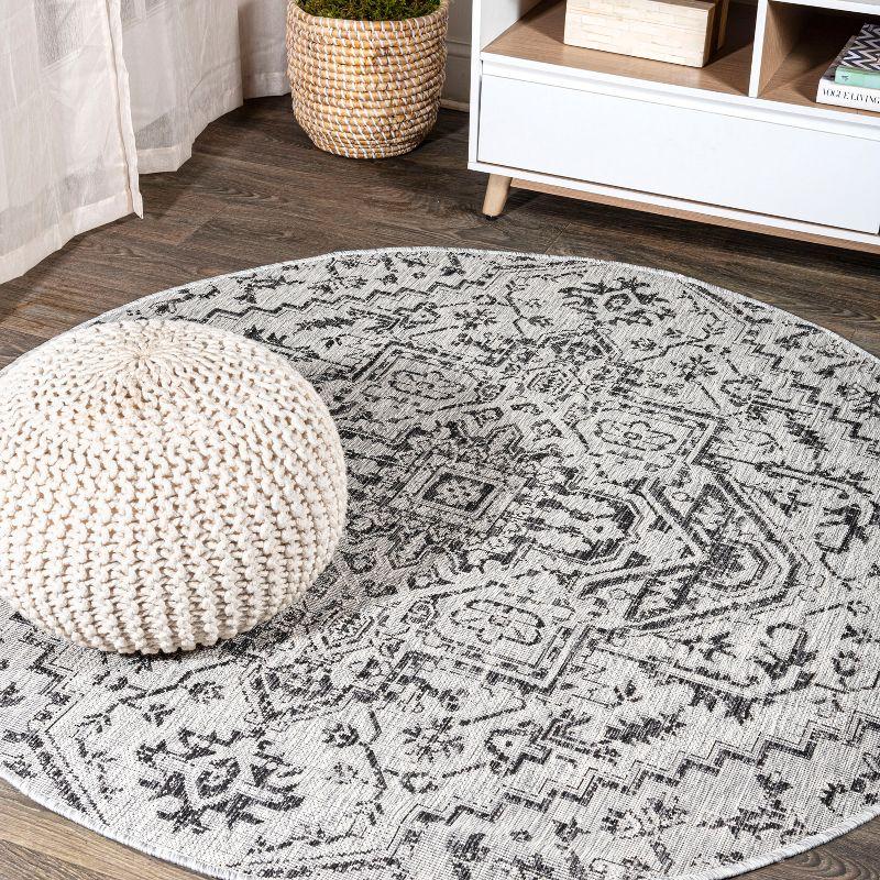 Estrella Bohemian Inspired Medallion Textured Weave Indoor/Outdoor Area Rug - JONATHAN Y