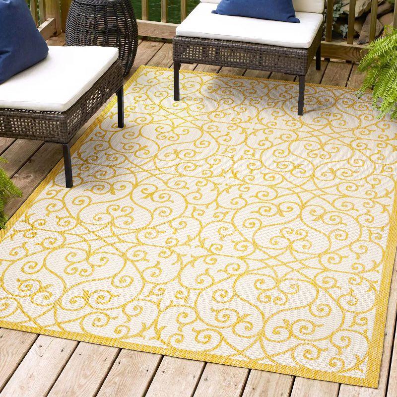 Madrid Cream and Yellow Filigree 5' x 7' Synthetic Rug