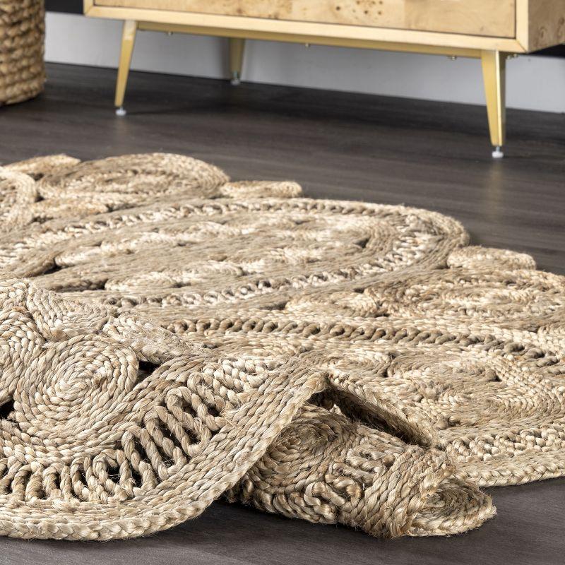 Nuloom Bree Floral Braided Jute Area Rug