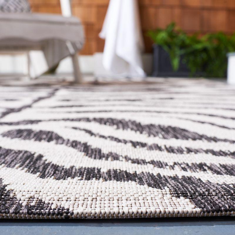 Courtyard CY8444 Power Loomed Indoor/Outdoor Area Rug  - Safavieh