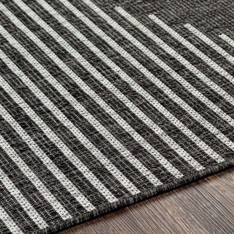 Mark & Day Okswerd 6'7" Round Woven Indoor and Outdoor Area Rugs Charcoal