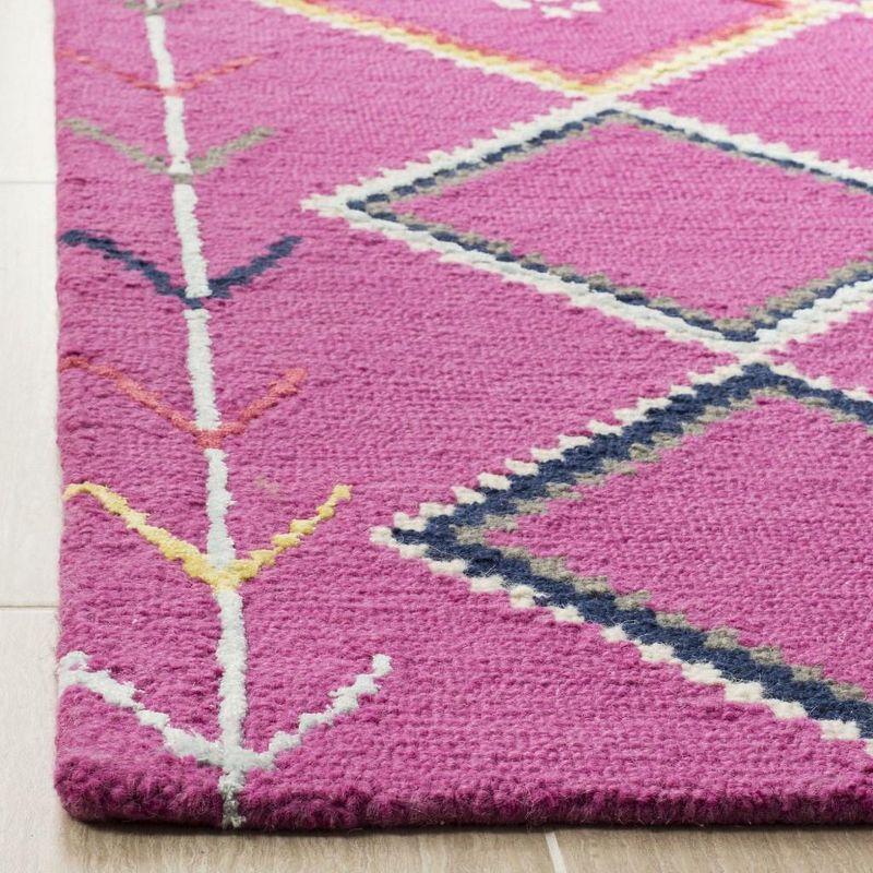 Bellagio BLG563 Hand Tufted Accent Rug - Fuchsia/Multi - 2'6"x4' - Safavieh.