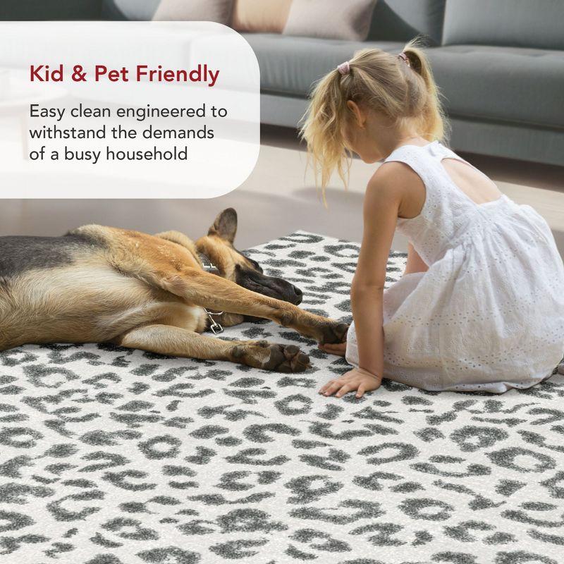 Nuloom Leopard Animal Print 10x14 Indoor Area Rug for Living Room Bedroom Dining Room Kitchen, Grey/Off White