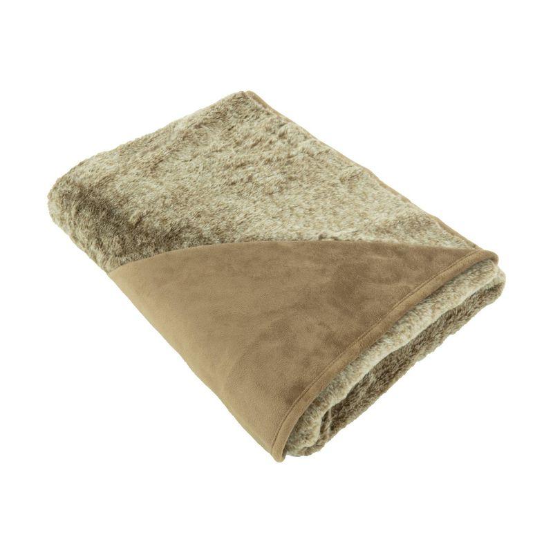 Cozy Waterproof Pet Throw