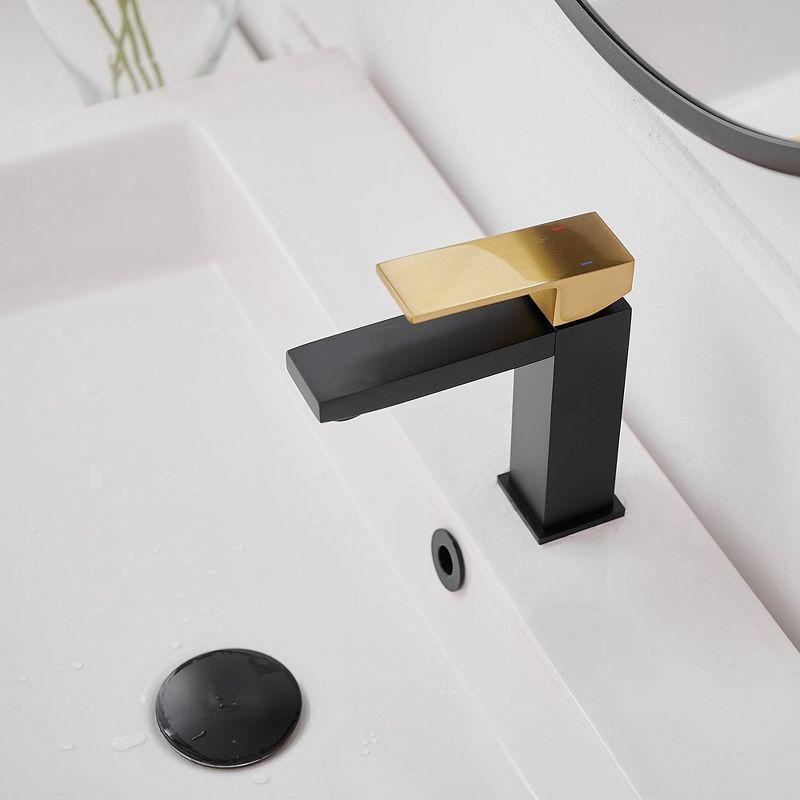 Single-Hole Single-handle Bathroom Faucet