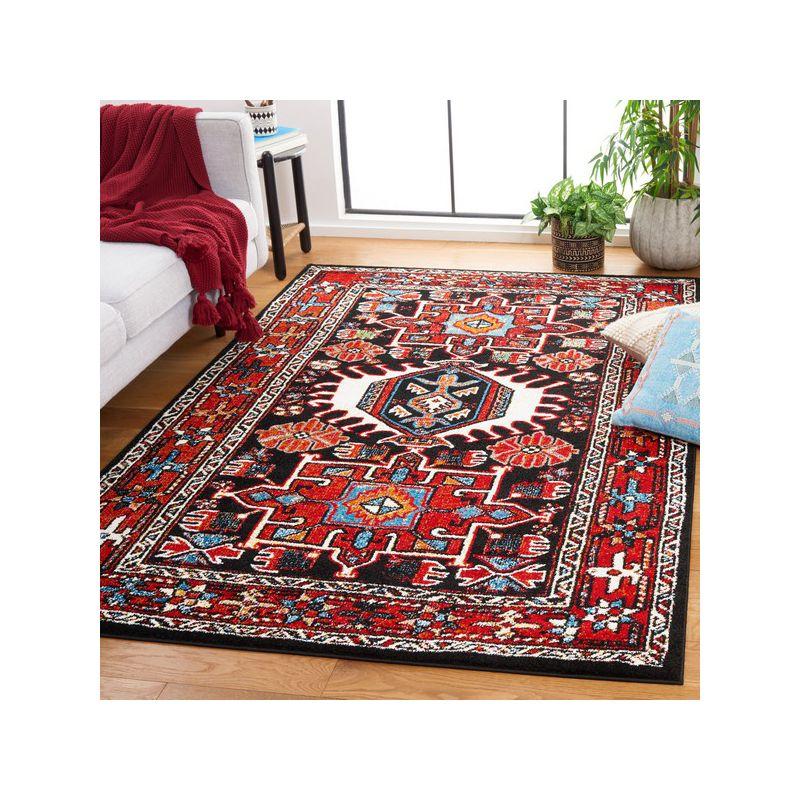 Vintage Hamadan VTH229 Power Loomed Indoor Area Rug - Red/Black - 4'x6' - Safavieh