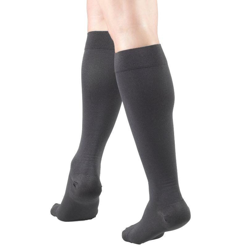 Truform 20-30 mmHg Compression Stockings for Men and Women, Knee High Length, Closed Toe Beige Medium