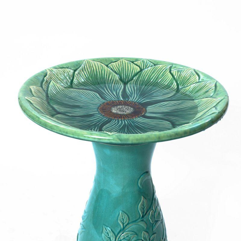 LuxenHome Aqua Glazed Flower Ceramic 22-In Tall Birdbath Green