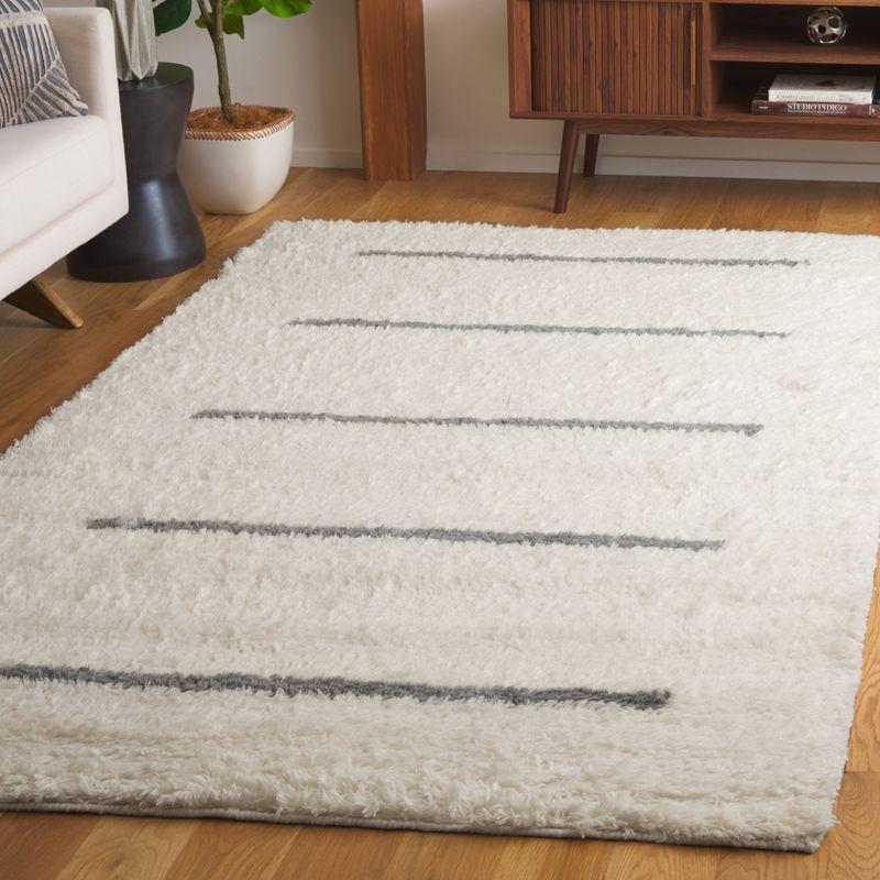 Kenya Hand-Knotted Gray and Ivory Wool Area Rug