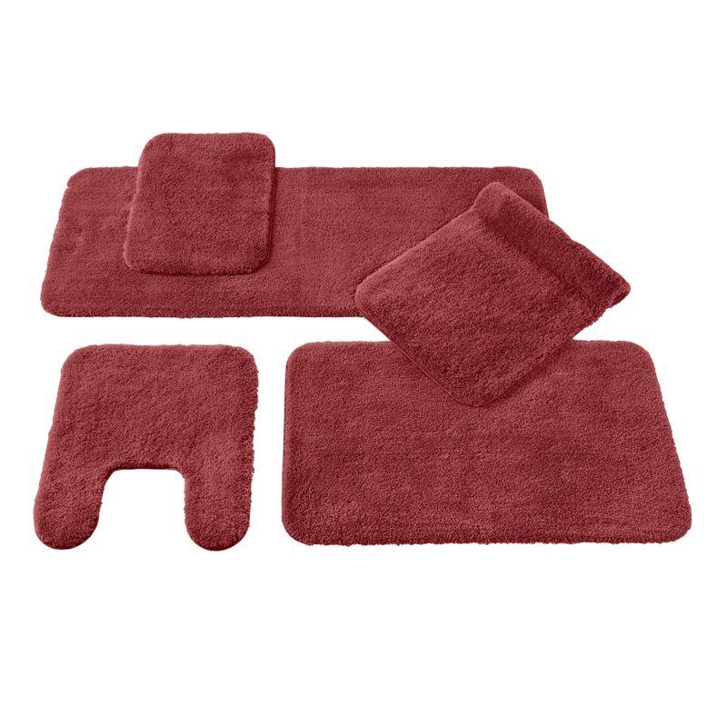 Luxurious Burgundy Polyester Bath Rug Set with Non-Slip Backing