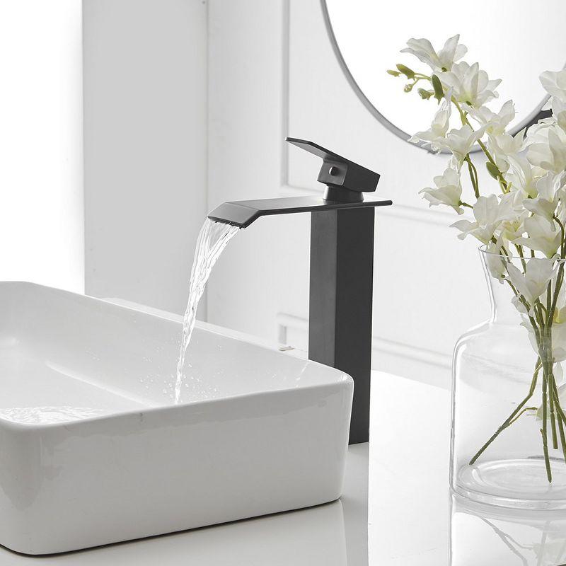 Vessel Sink Faucet Single-handle Bathroom Faucet with Drain Assembly