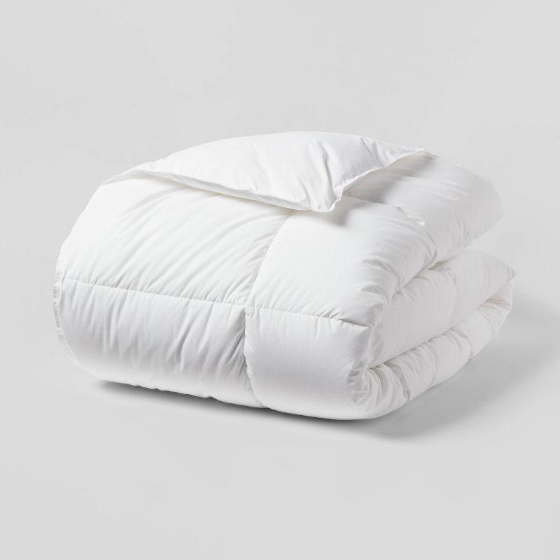 Full/Queen All Seasons Performance Down Alternative Comforter - Threshold™: 250 Thread Count, Moisture-Wicking, Machine Washable