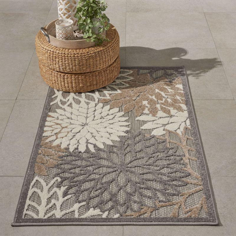 Gray and Brown Floral Synthetic Outdoor Rug, 32" x 48"