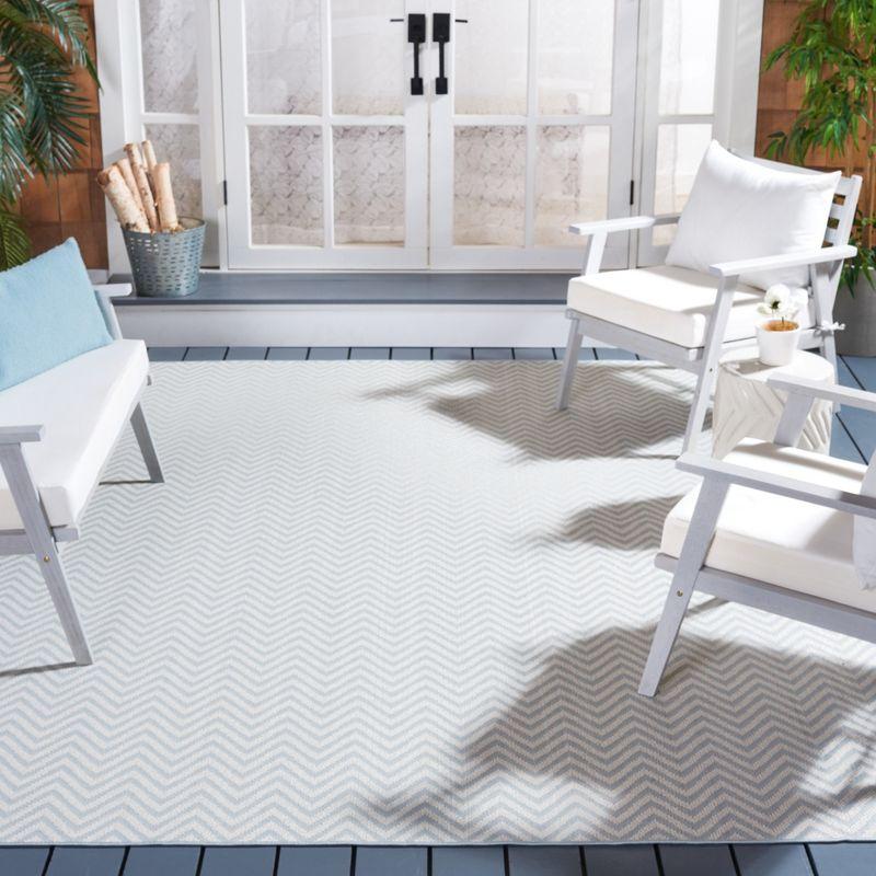 Flatweave Machine Washable Chevron Rug