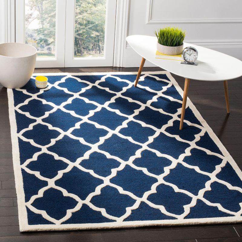 Navy and Ivory Hand-Tufted Wool 3' x 5' Area Rug