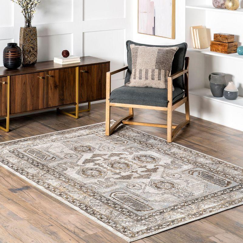 Nuloom Alisha Medallion 5x8 Machine Washable Indoor Area Rug for Living Room Bedroom Dining Room Kitchen, Beige/Ivory