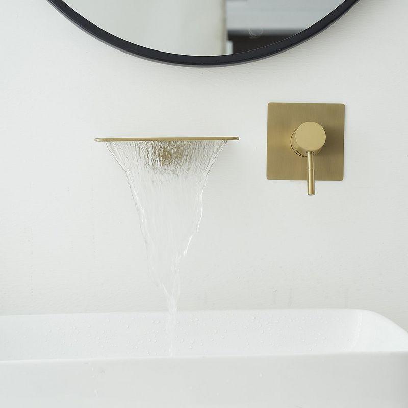 Wall Mounted Optional Single-handle Bathroom Faucet