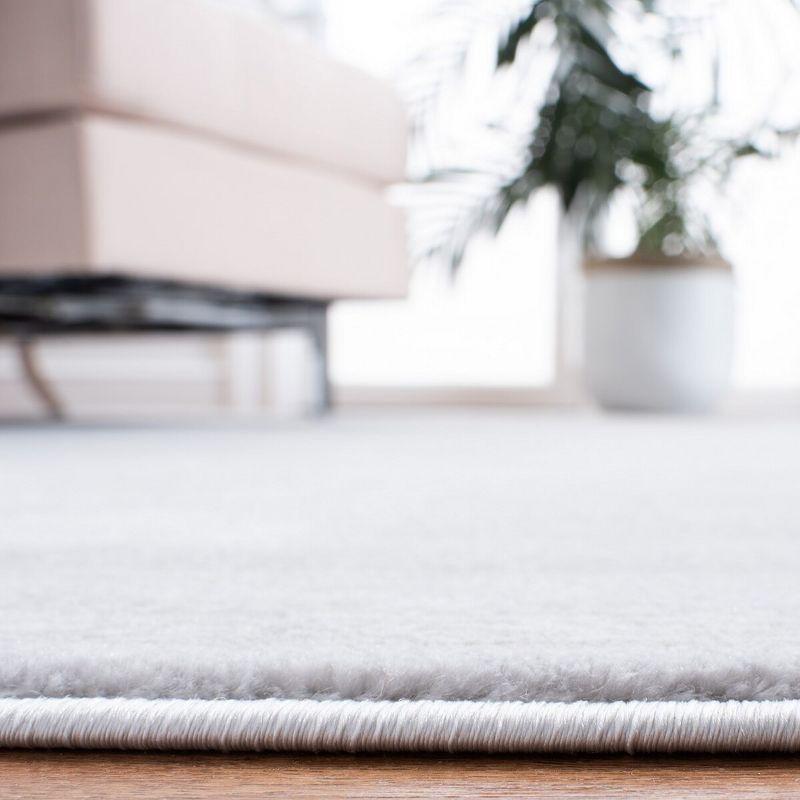 Carnegie CNG691 Power Loomed Area Rug - Light Grey/Grey - 8'x10' - Safavieh.