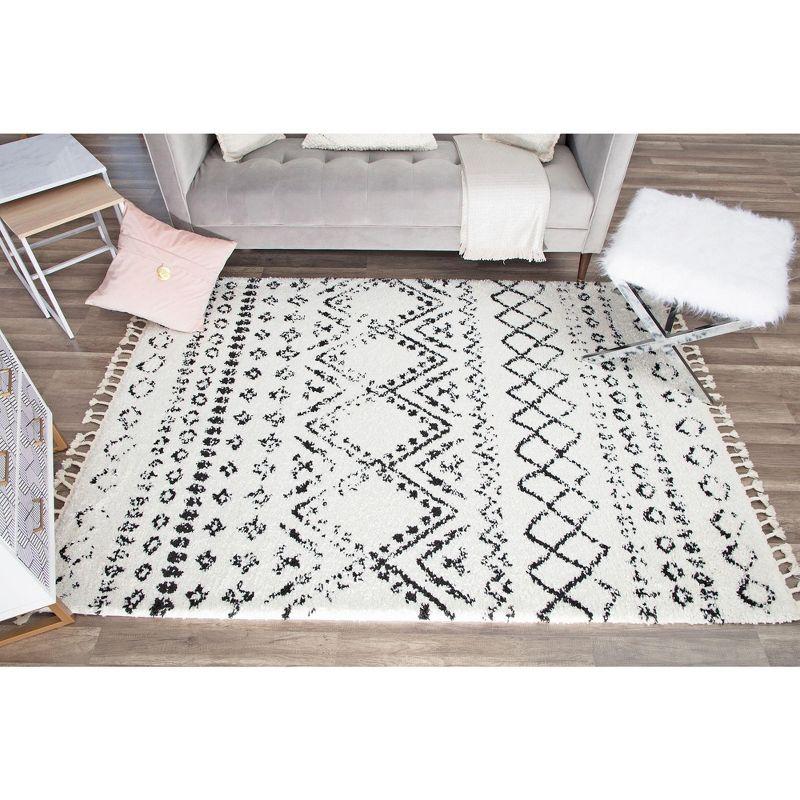 Mason Shag Tribal Whisper White Area Rug