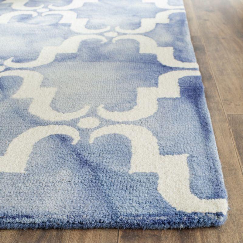 Dip Dye DDY536 Hand Tufted Indoor Area Rug - Blue/Ivory - 7'x7' - Safavieh