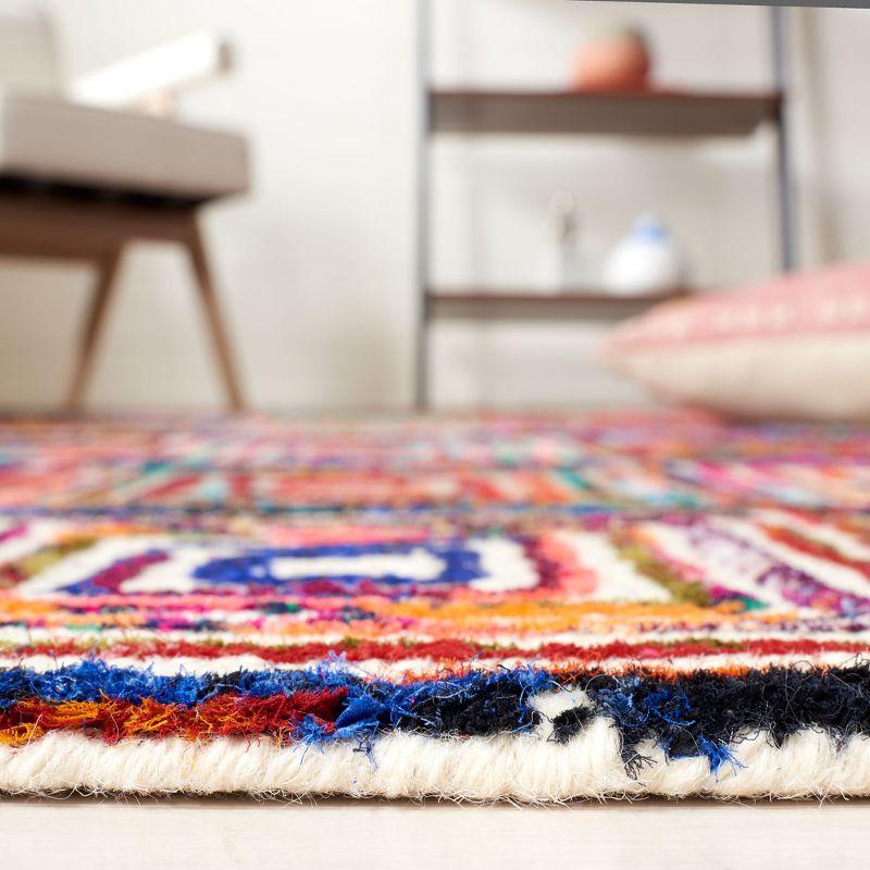 Handmade Multicolor Wool and Cotton Tufted Round Rug