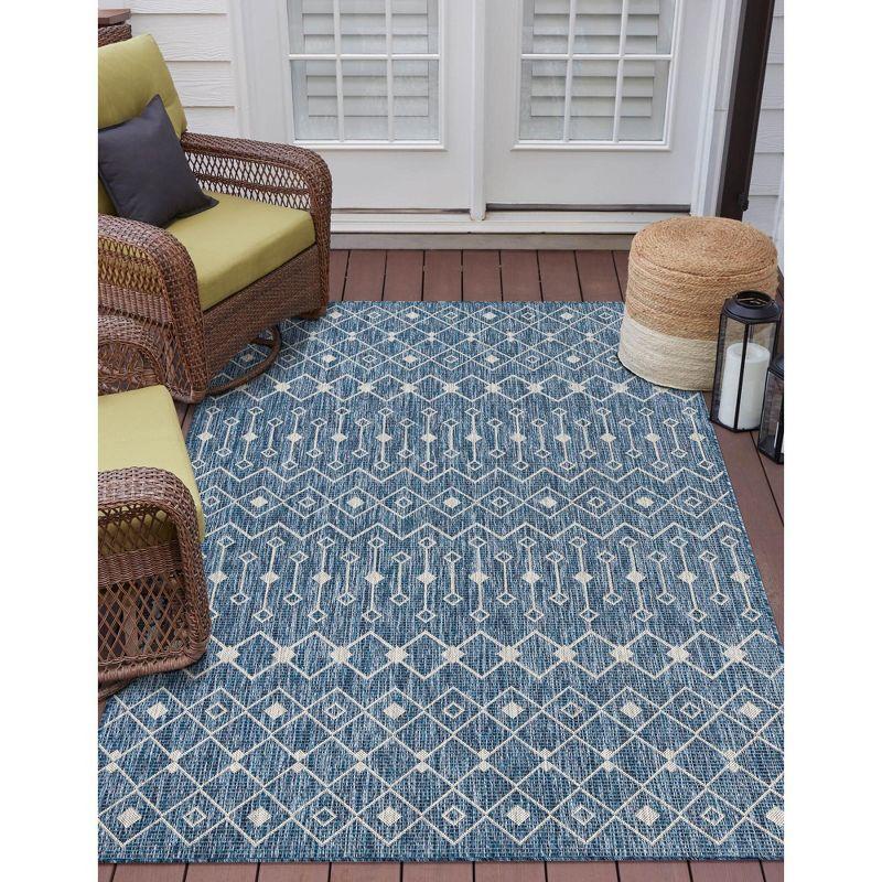 Blue Trellis Synthetic 7x10 ft Outdoor Area Rug