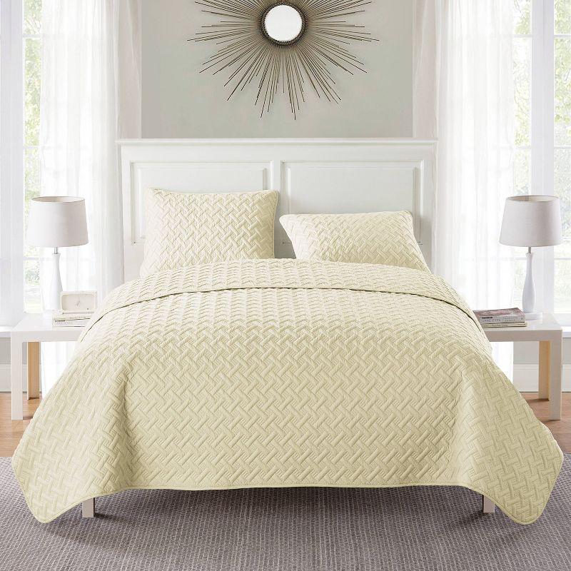 Nina Embossed Basketweave Quilt Set