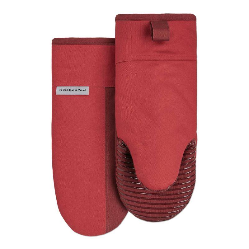 Passion Red Silicone Heat-Resistant Oven Mitts, 2-Piece Set