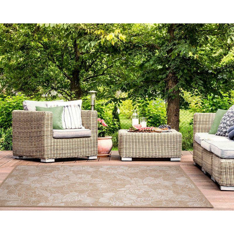 Liora Manne Carmel Botanical Indoor/Outdoor Rug Sand 7'10" x 9'10"